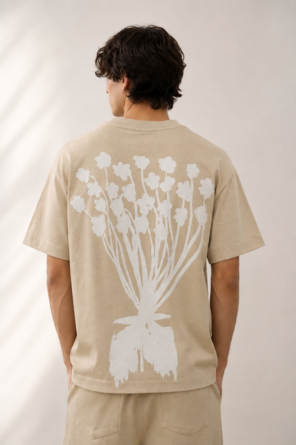 Bouquet T-shirt in Cream [Unisex]