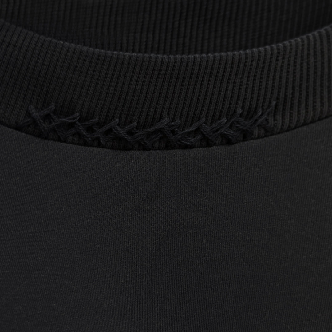 Kantha Basic T-shirt in Black [Unisex]